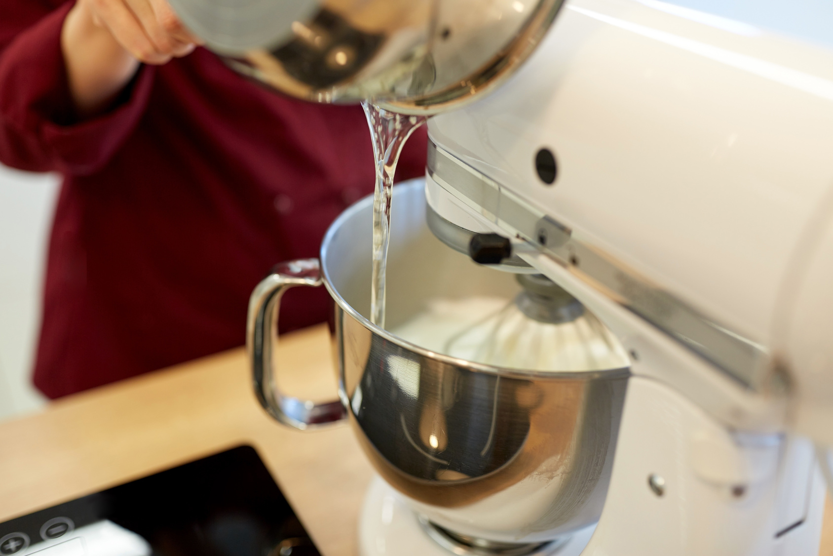 klik appetit sagsøger Solving Home Baking Equipment: Smeg vs Kitchenaid Mixers - Kitchen Tools &  Small Appliance Reviews